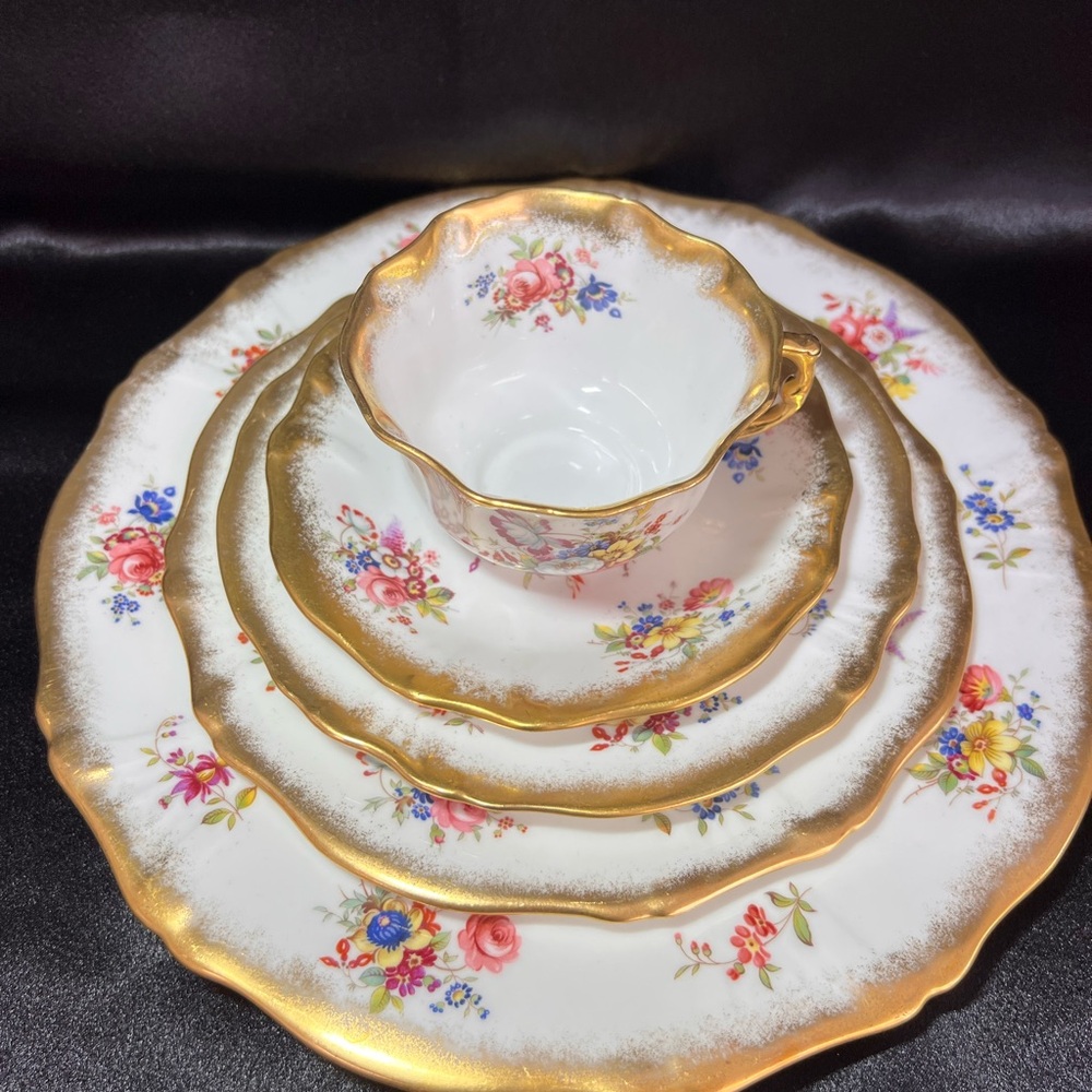 Antique Hammersley lady Patricia dinner for 8 people with tea pot and pitcher - Picture 6 of 16